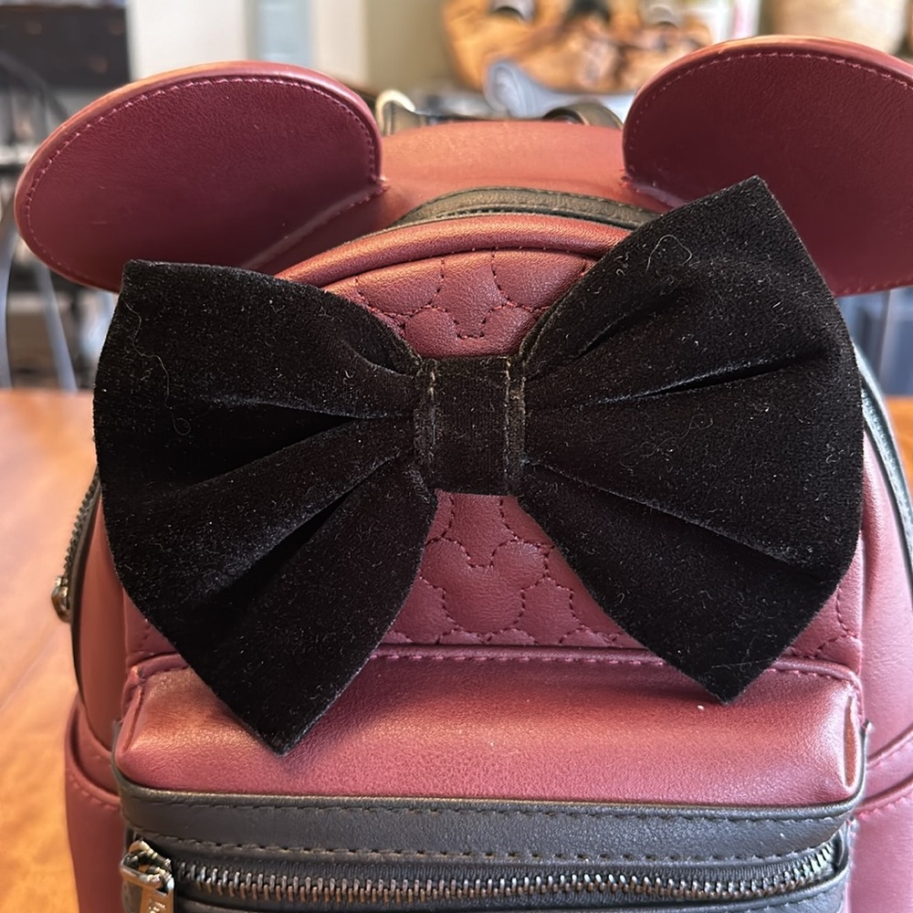 LOUNGEFLY Disney Minnie Mouse Quilted Velvet Bow Mini Backpack - Picture 9 of 16